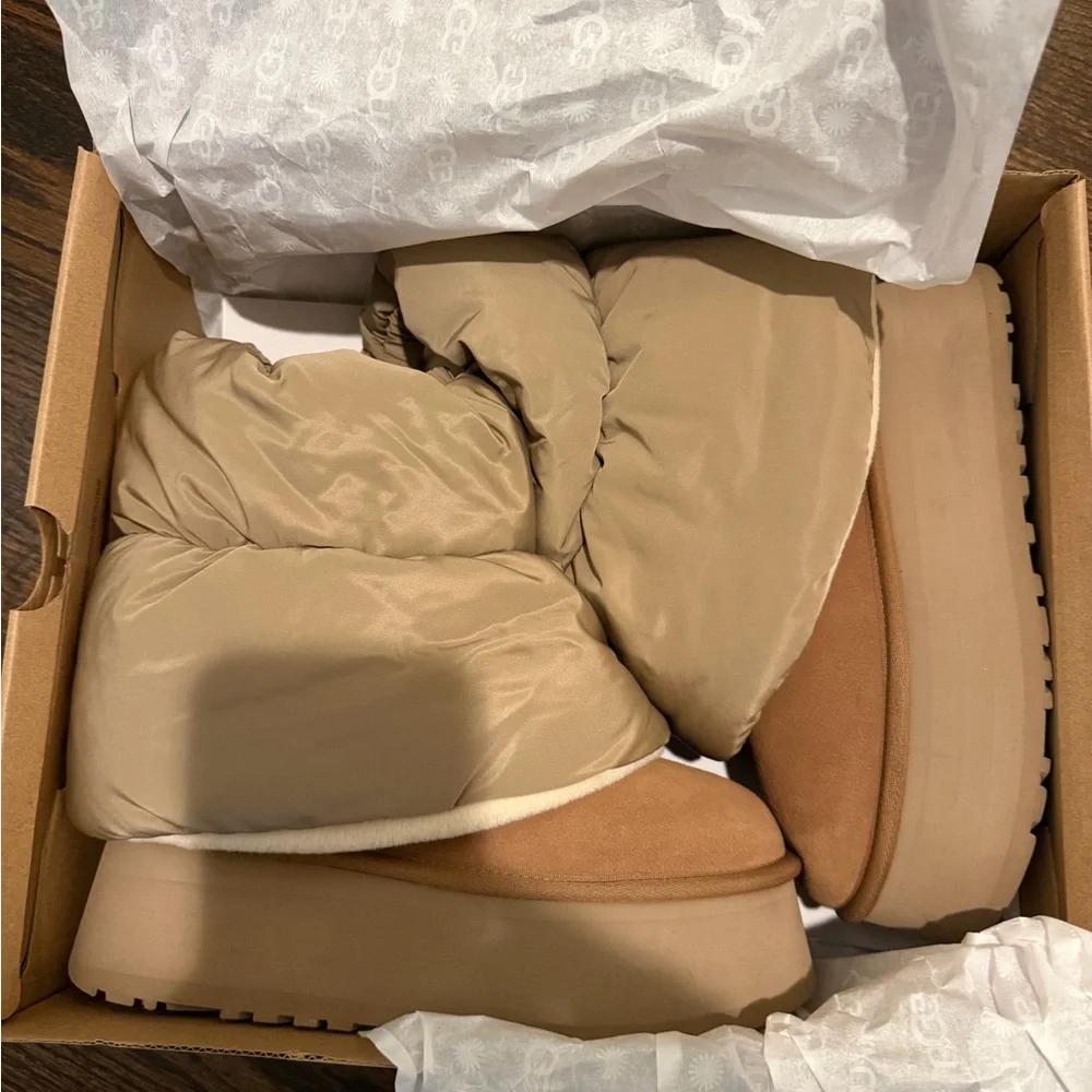 Woman Tan Puffer Platform Slipper Boots